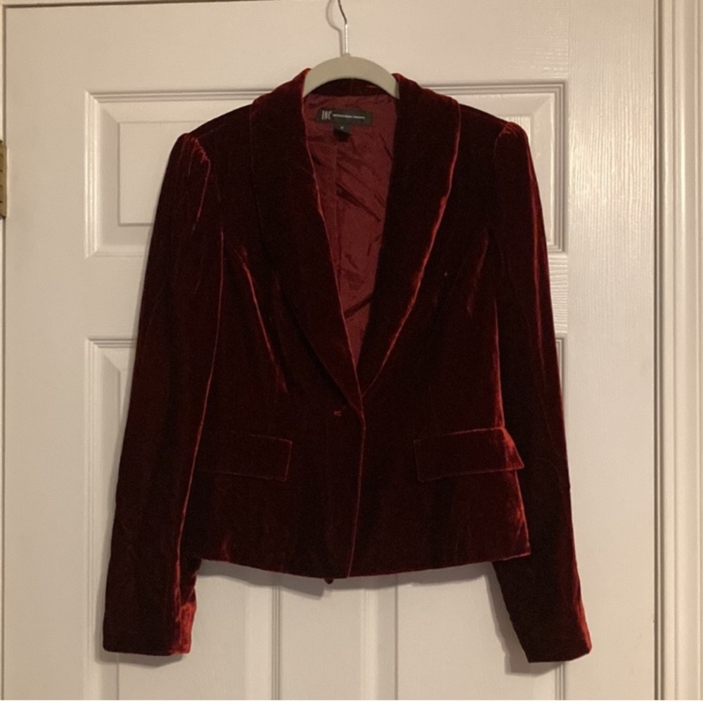 Women’s Velvet Blazer Size Small NWOT